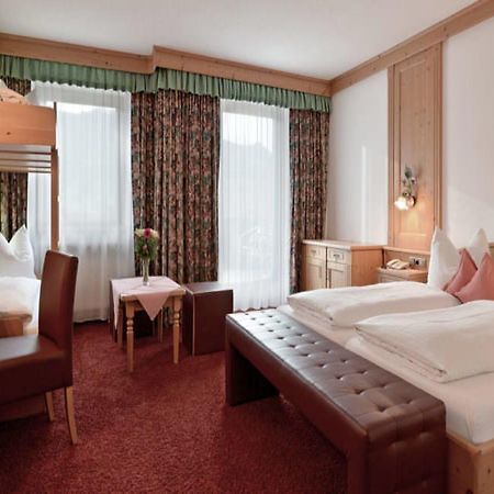 הארט אים זילרטל Ferienhotel Hoppet מראה חיצוני תמונה